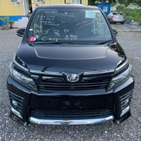 Toyota Voxy 2,0L 2014 Toyota Voxy 2,0L 2014
