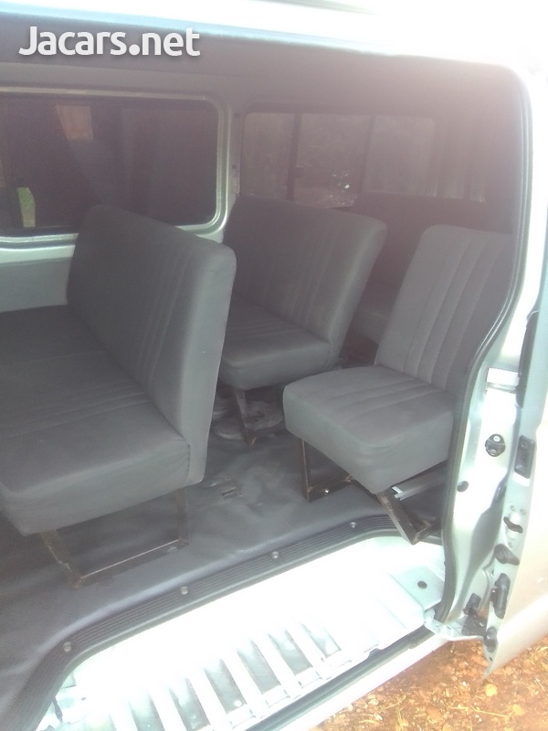 Toyota Hiace 2,0L 2014-2