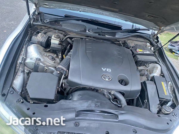 Toyota Mark X 2,5L 2012-2