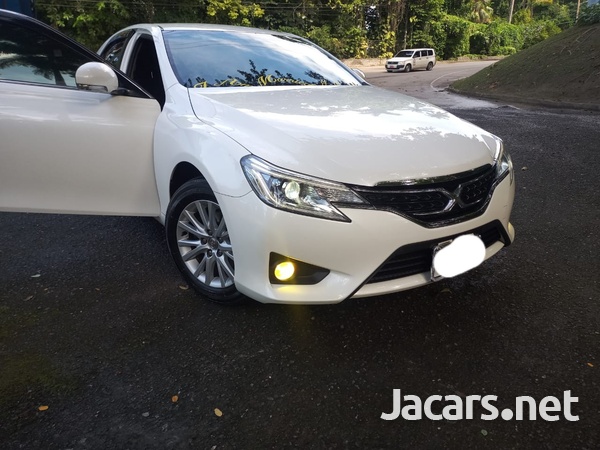 Toyota Mark X 2,5L 2016-7