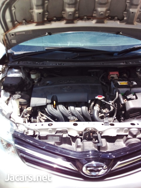 Toyota Fielder 1,5L 2013-6