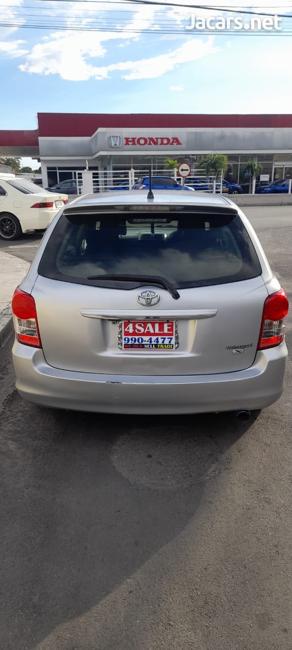 Toyota Fielder 1,8L 2010-6