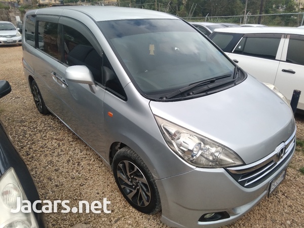 Honda Stepwgn 2,0L 2009-2