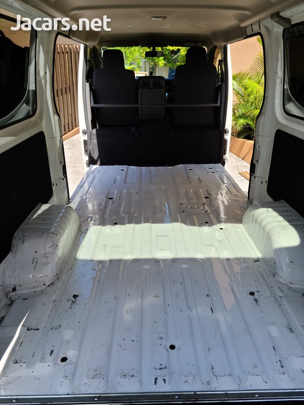 2015 Nissan Nv350-5