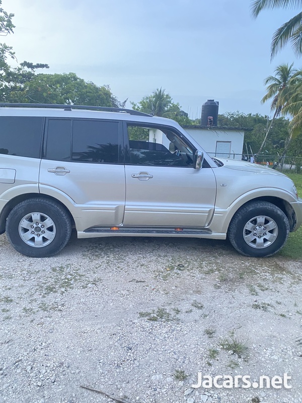 Mitsubishi Pajero 3,0L 2003-3