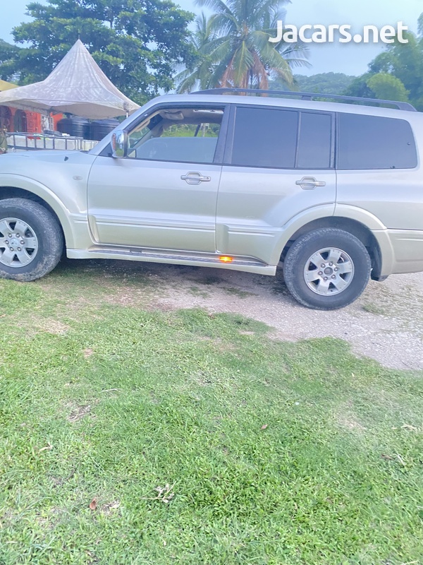 Mitsubishi Pajero 3,0L 2003-2