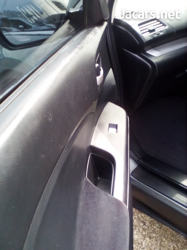 Honda CR-V 2,0L 2012-10