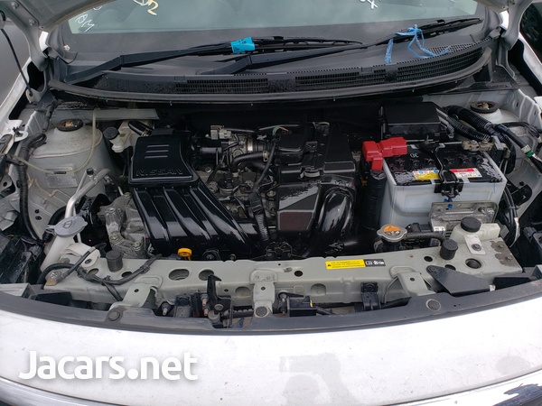 Nissan Latio 1,3L 2017-10