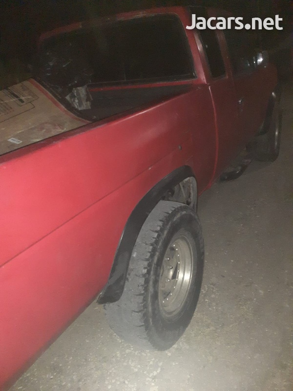 1995 Nissan King cab-2