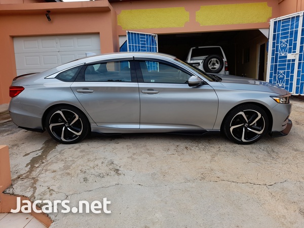 Honda Accord 1,5L 2020-9
