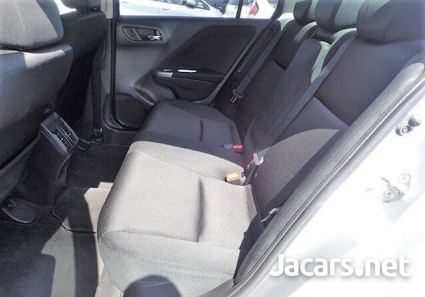 Honda Grace 1,5L 2015-12