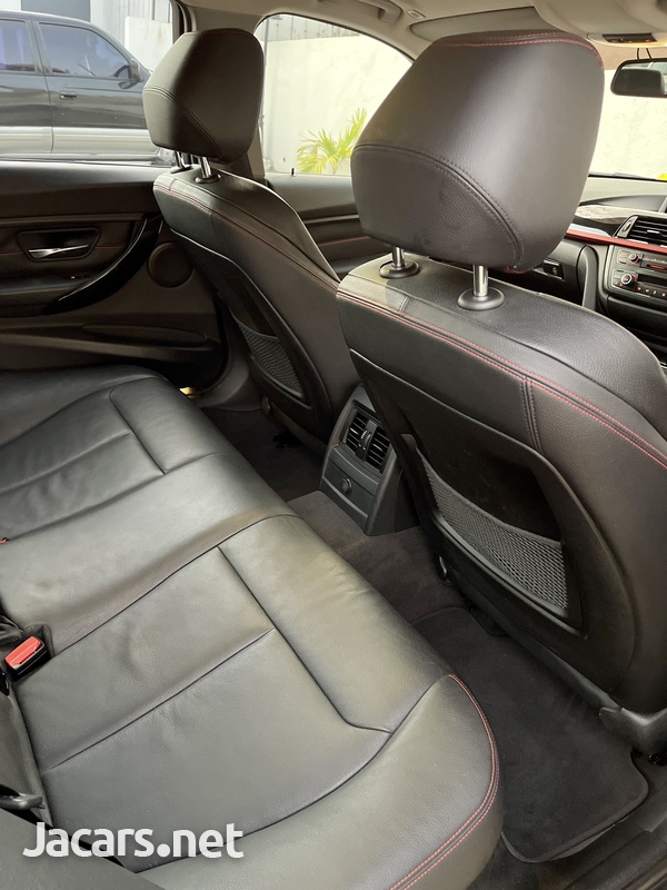 BMW 3-Series 1,6L 2013-7
