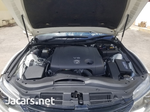 Toyota Mark X 2,5L 2017-8