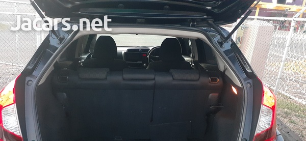 Honda Fit 1,3L 2016-7