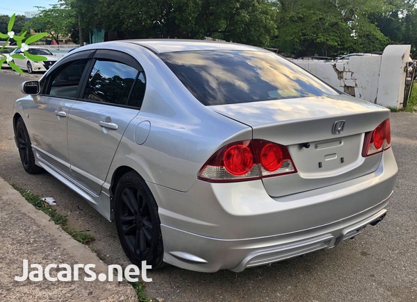 Honda Civic 1,8L 2007-3