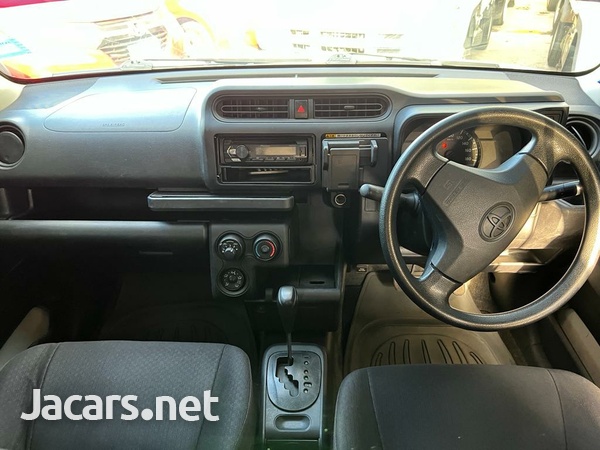 Toyota Probox 1,5L 2015-5