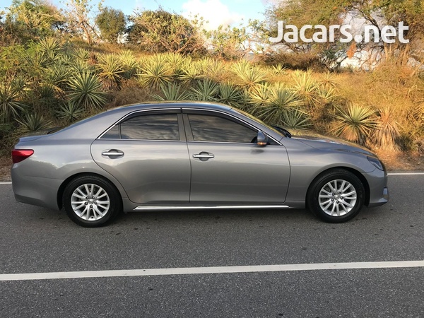 Toyota Mark X 2,5L 2015-7