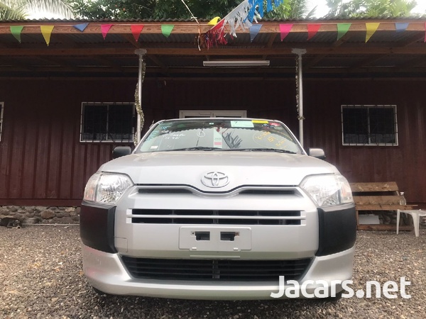Toyota Probox 1,5L 2016-2