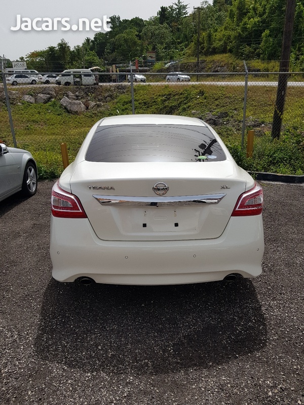 Nissan Teana 2,5L 2016-4