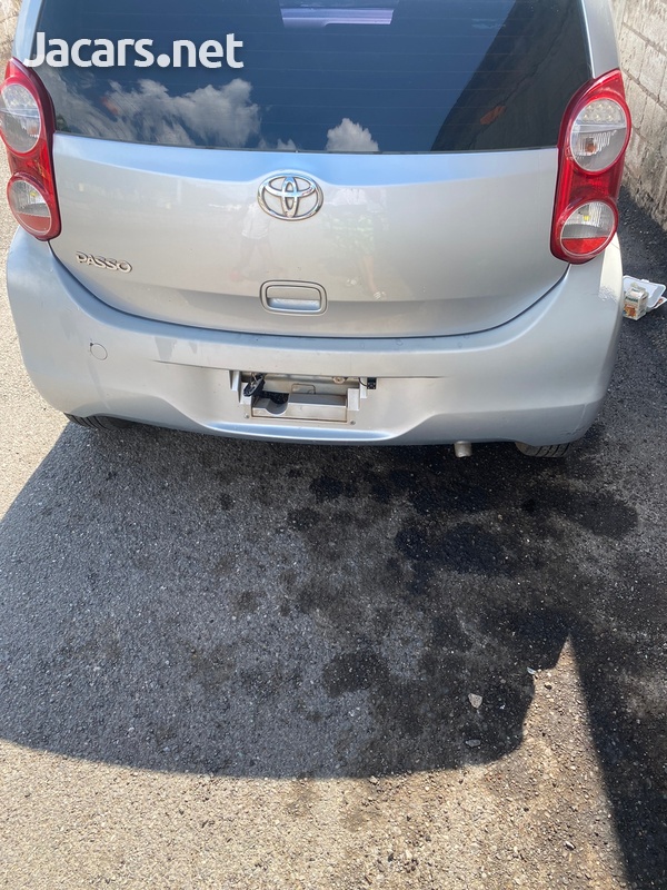 Toyota Passo 1,5L 2010-2