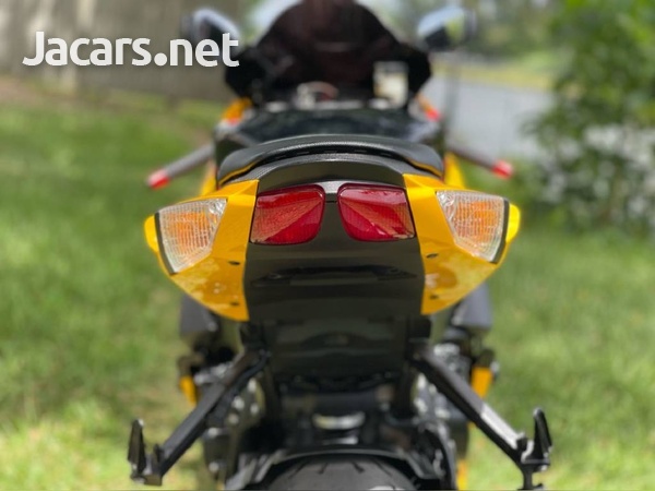2017 Suzuki GSX-R750-4