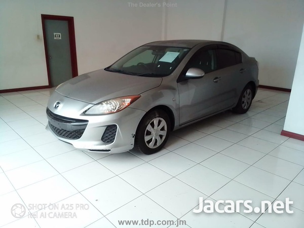 Mazda Axela 1,5L 2012-6
