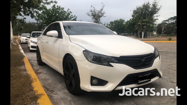 Toyota Mark X 2,5L 2013-4