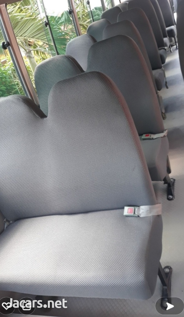 CUSTOM MADE BUS SEATS FOR TOYOTA HIACE,CARAVAN,COASTER 8762921460-9