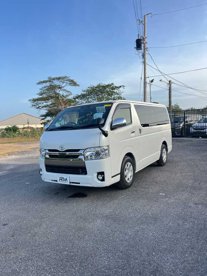 Toyota Hiace 2,8L 2020 JA$4,200,000 №2521624 in Saint Catherine