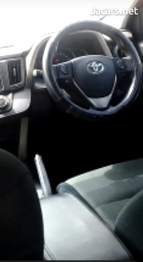 Toyota RAV4 2,4L 2013-12