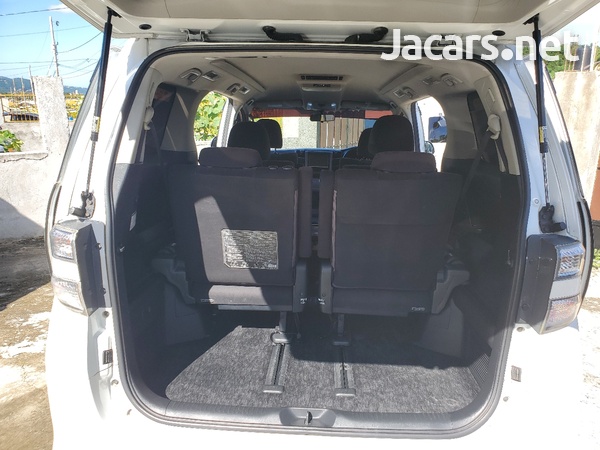 2013 Toyota Vellfire-4