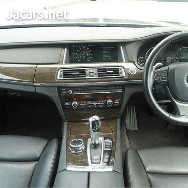 BMW 7-Series 3,0L 2014-5