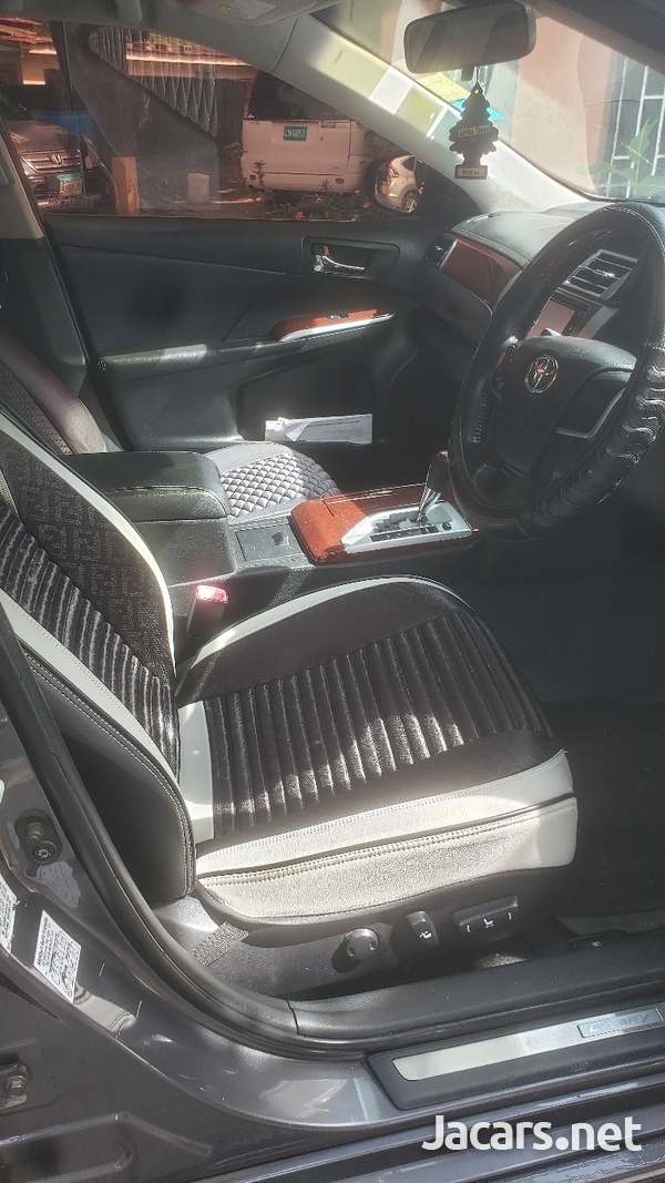 Toyota Camry 2,5L 2013-6