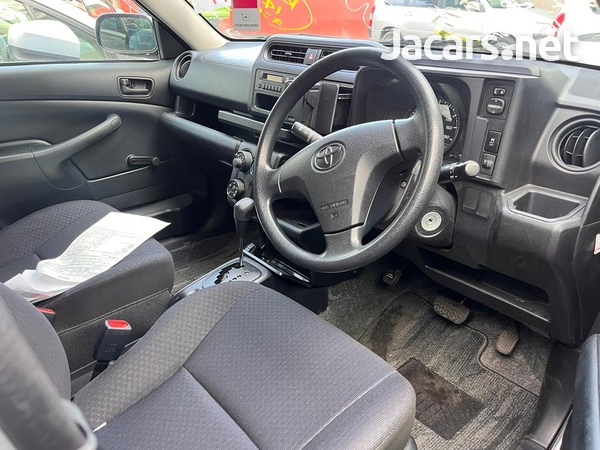 Toyota Probox 1,5L 2017-4