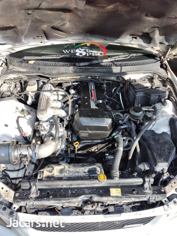 Toyota Altezza 2,0L 2003-14