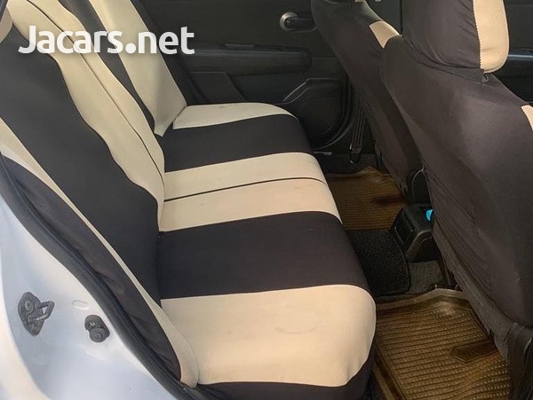Toyota Corolla 1,5L 2010-8