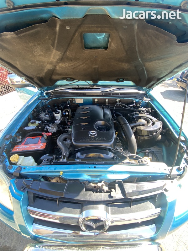 Mazda Pickup 2,5L 2010-3