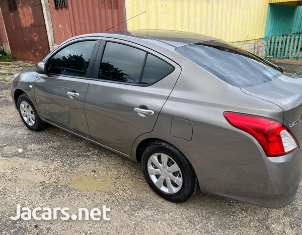 Nissan Latio 1,2L 2016-3