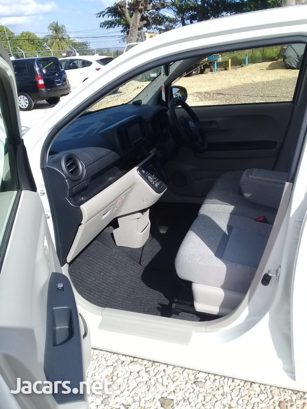 Toyota Passo 1,5L 2017-4