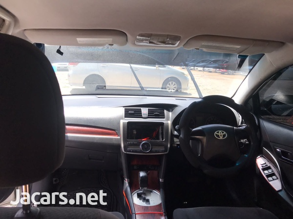 Toyota Allion 1,8L 2012-7