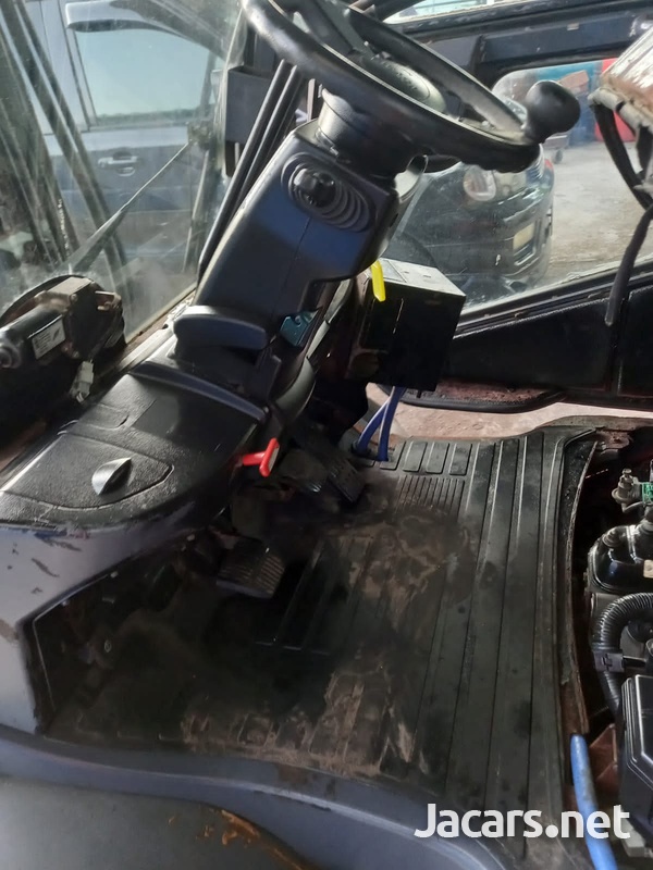 Toyota forklift-9