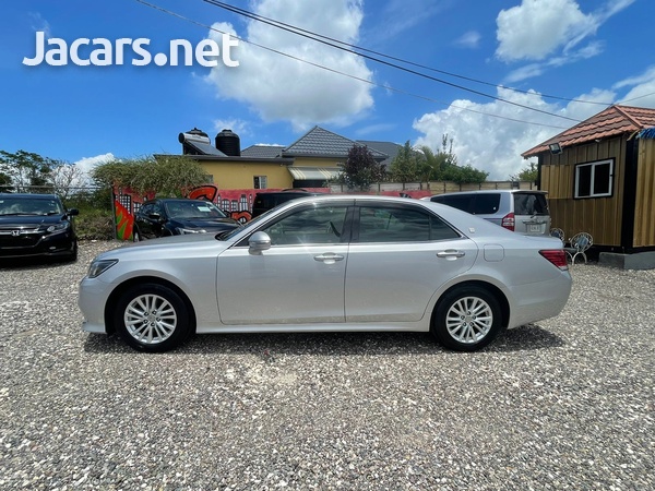 Toyota Crown 2,5L 2016-5