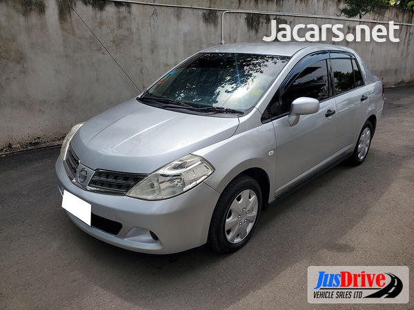 Nissan Tiida 1,5L 2011-3