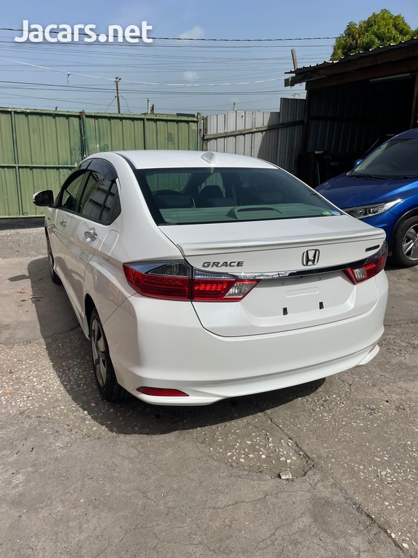 Honda Grace 1,5L 2016-4