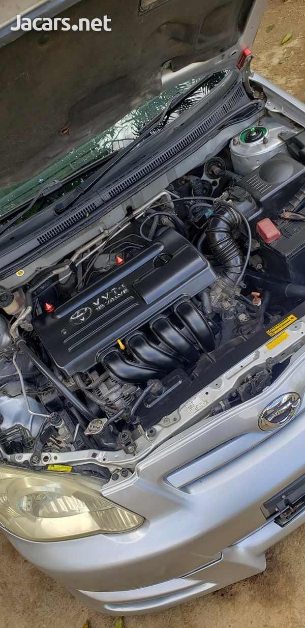 Toyota RunX 1,8L 2005-13
