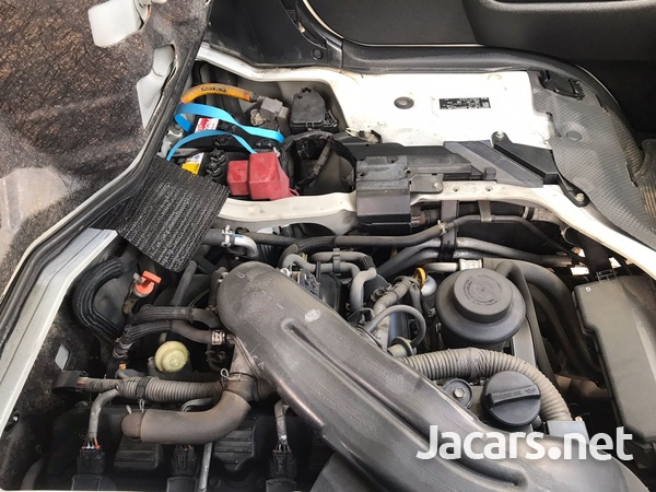 Toyota Hiace 2,5L 2012-9