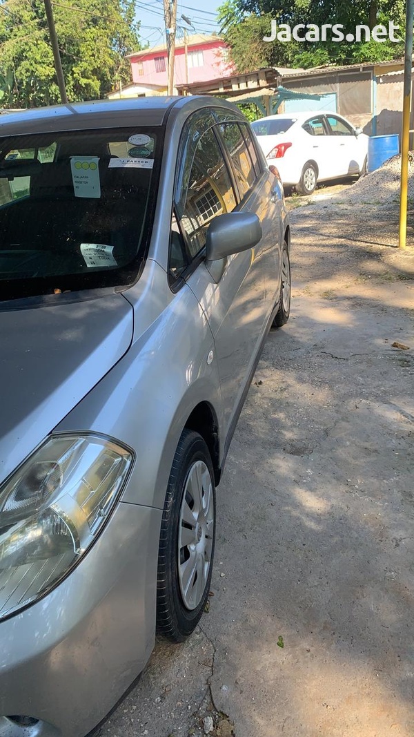 Nissan Tiida 1,5L 2012-6