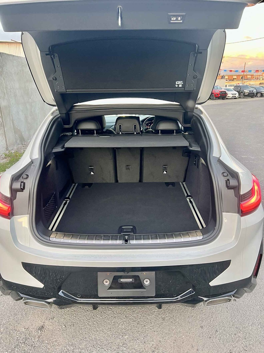 BMW X4 Cars For Sale In Jamaica. Sell, Buy New Or Used BMW X4 - Free ...