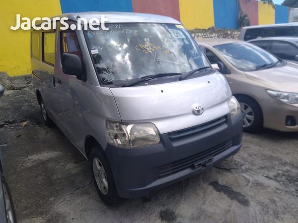 Toyota LiteAce 1,5L 2013-1