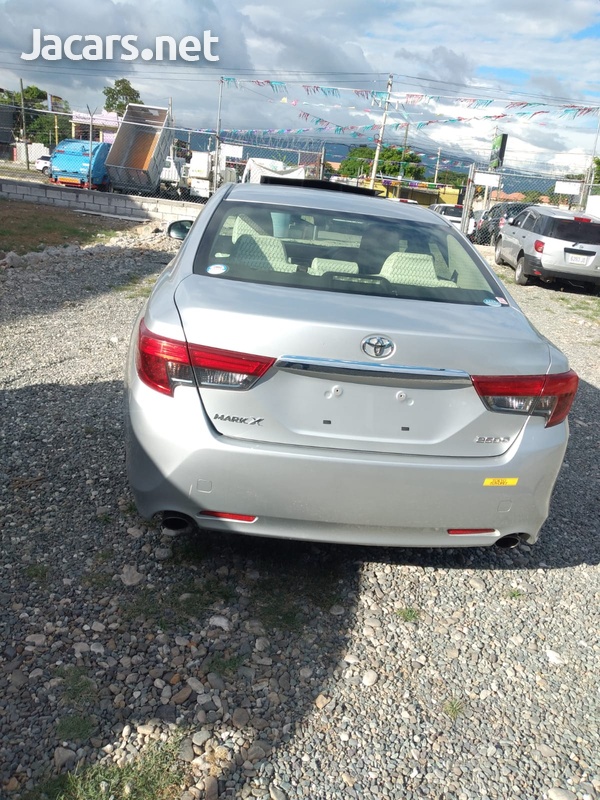 Toyota Mark X 2,5L 2015-3